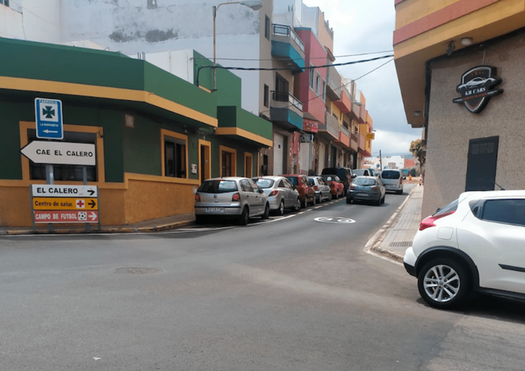 Imagen de la zona en la que piden que se habilite un nuevo paso de peatones / TA